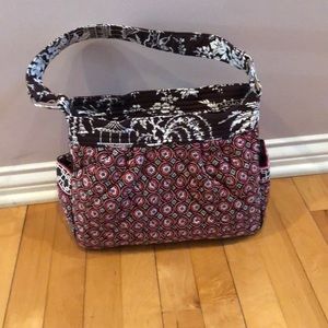 Beautiful Vera Bradley shoulder bag
